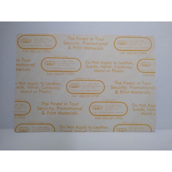 Kiss Backstage Pass Original 1990 Hot In The Shade Cloth Fabric Hard Rock Glam - Picture 2 of 2